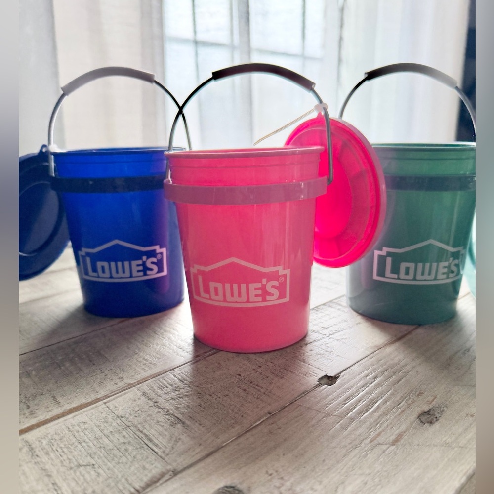 NWT - LIMITED EDITION LOWE’S .4 Quart Mini Bucket Trio Set with Lids and Eggs! - Picture 3 of 6